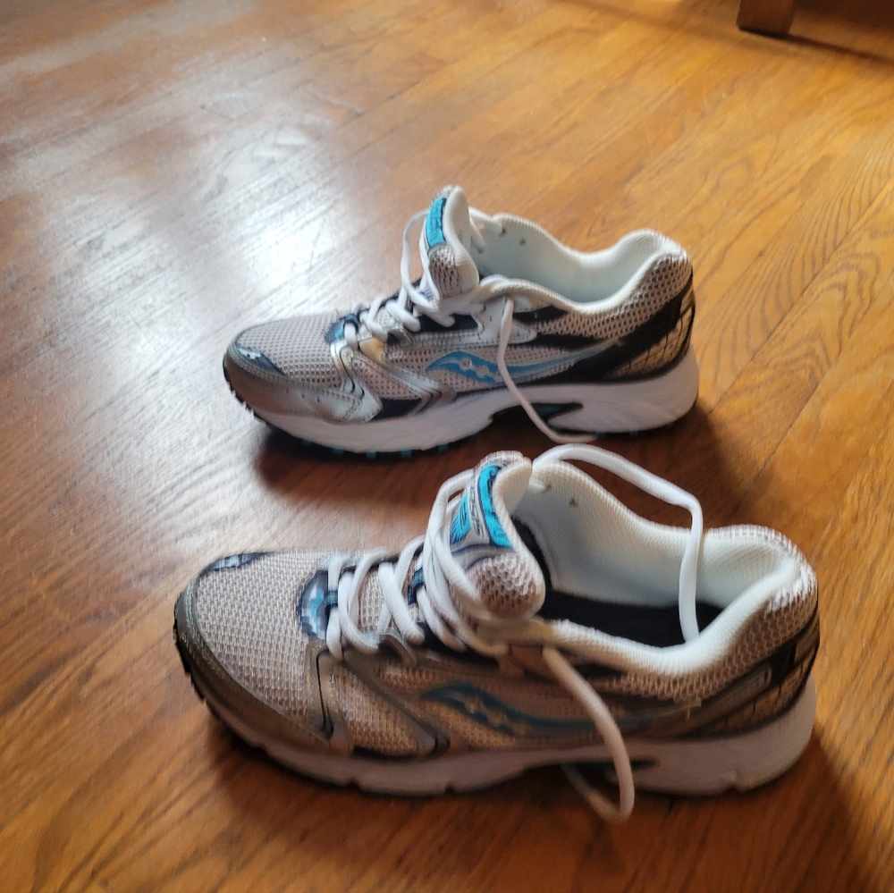 Saucony Oasis 2